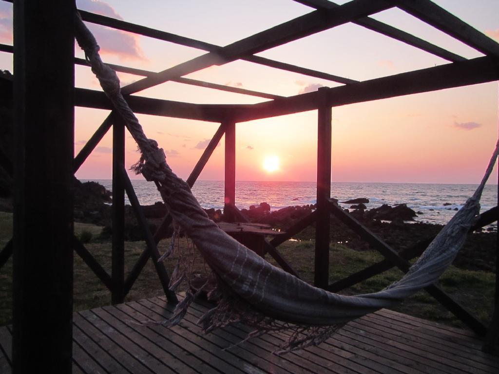 Хостел Amakusa West Coast Backpackers Fu-Raibou Экстерьер фото