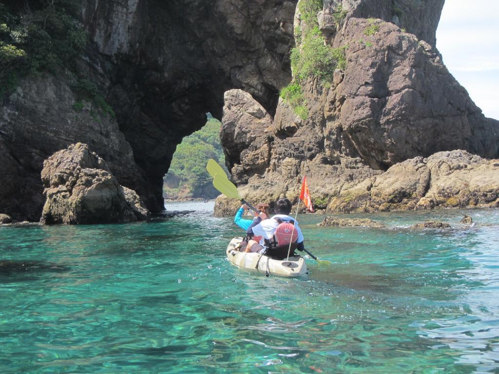 Хостел Amakusa West Coast Backpackers Fu-Raibou Экстерьер фото
