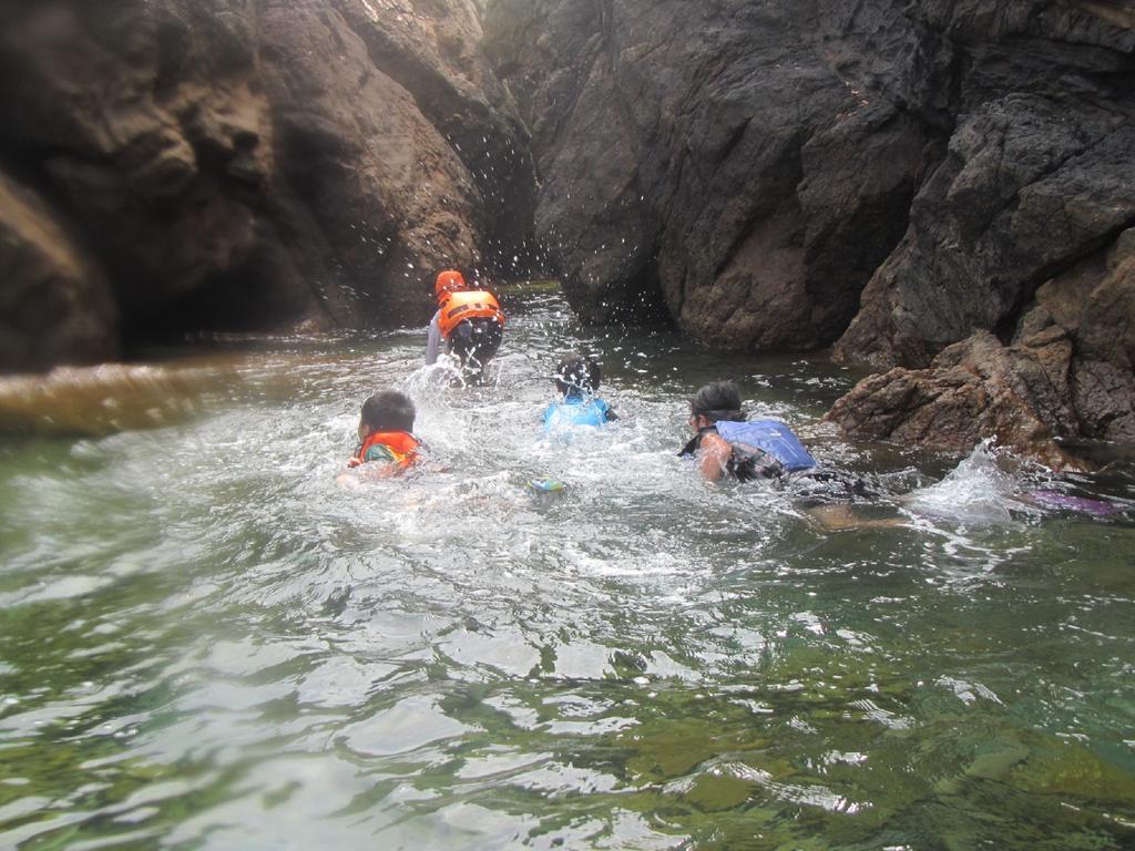 Хостел Amakusa West Coast Backpackers Fu-Raibou Экстерьер фото